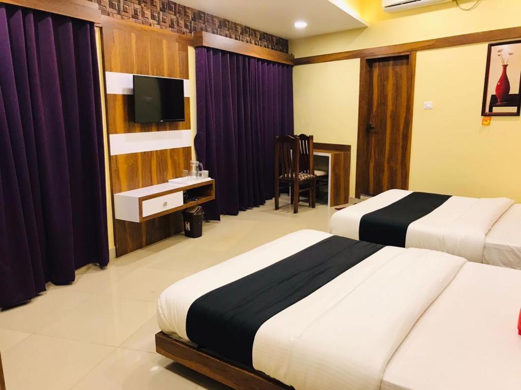 Hotel Keerthana Puttur Puttur  Extérieur photo