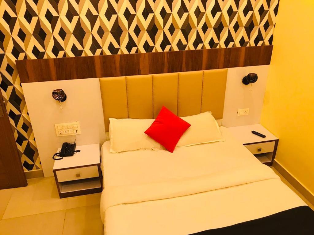 Hotel Keerthana Puttur Puttur  Extérieur photo