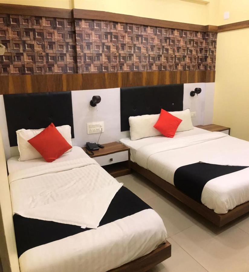 Hotel Keerthana Puttur Puttur  Extérieur photo