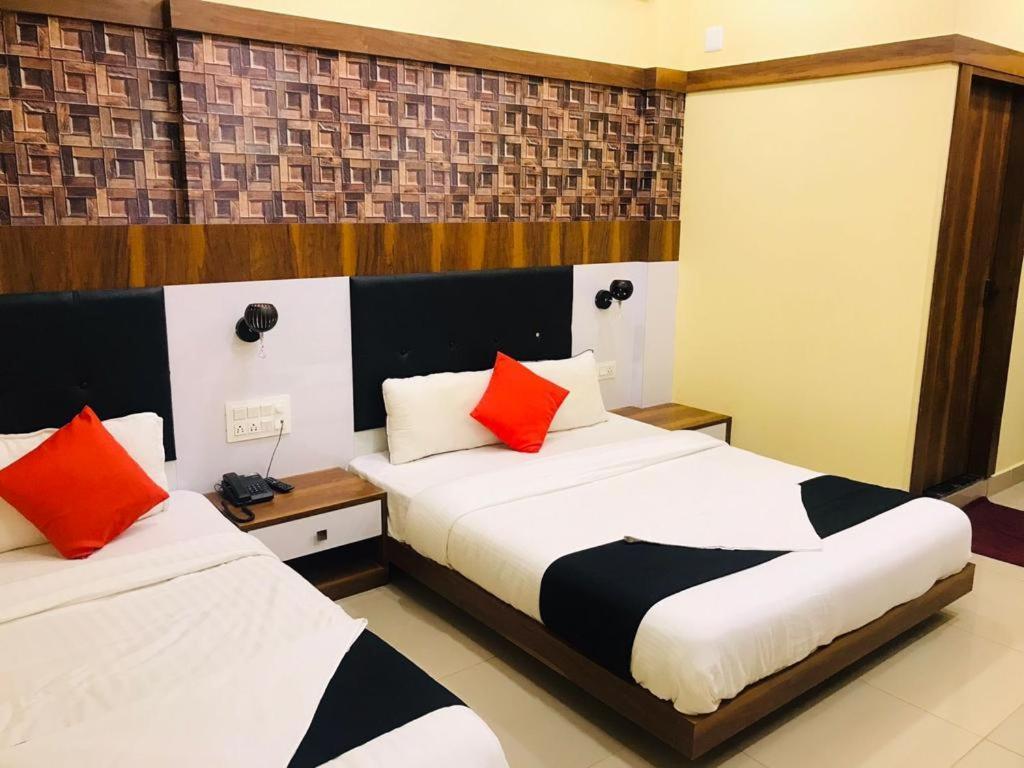 Hotel Keerthana Puttur Puttur  Extérieur photo